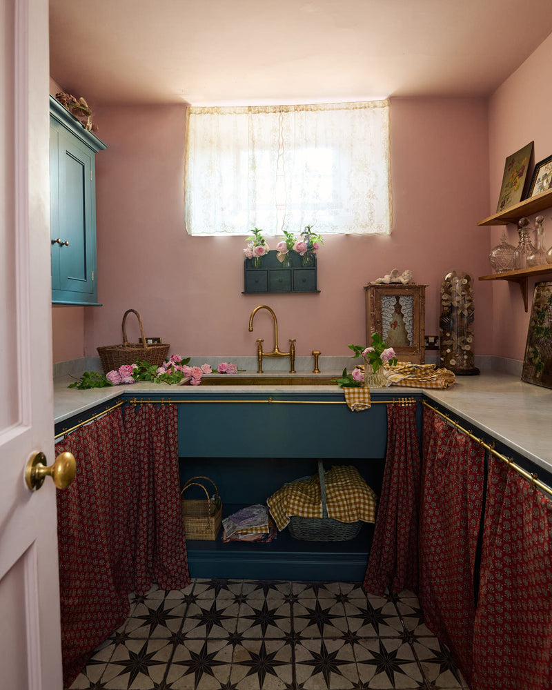 Pearl Lowe's Laundry Room